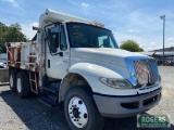 2005 INTERNATIONAL 4400 DUMP TRUCK