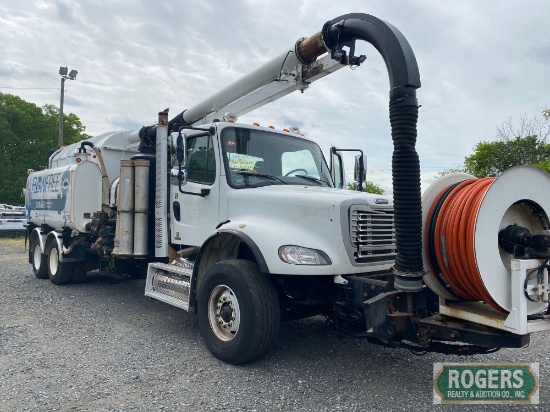 2009 FREIGHTLINER M2112