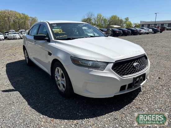 2014 FORD TAURUS INTR