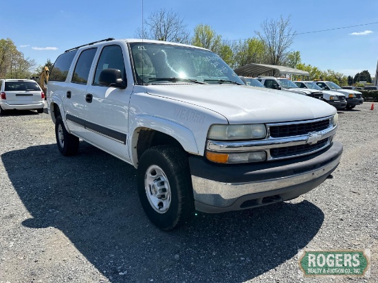 2004 CHEVROLET SUBURBAN