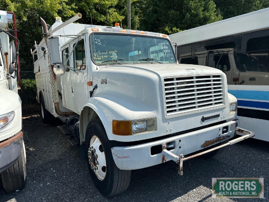 2002 INTERNATIONAL 4700