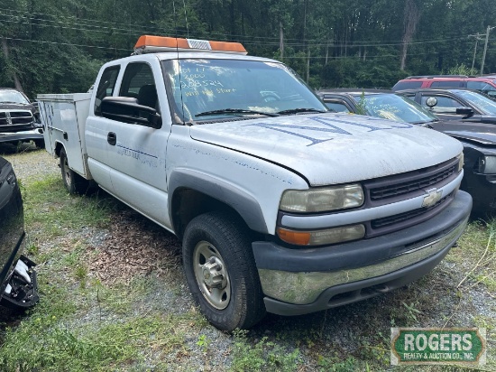 2000 Chevy Utility Truck