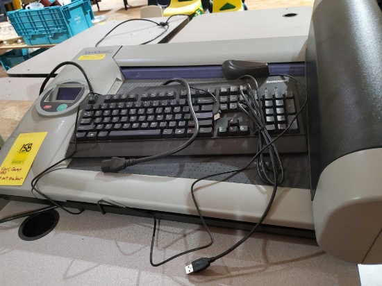 Veriquest 1800cutout maker varitronics