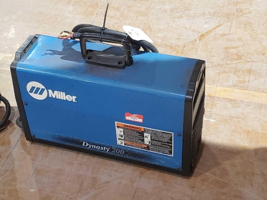 Miller dynasty 200 welder