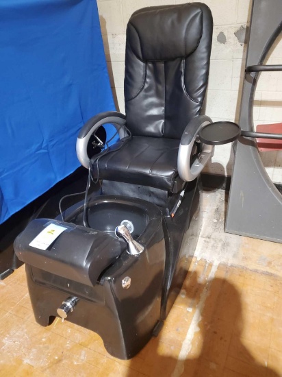 Salon pedicure chair
