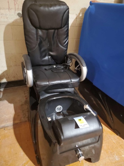 Salon pedicure chair