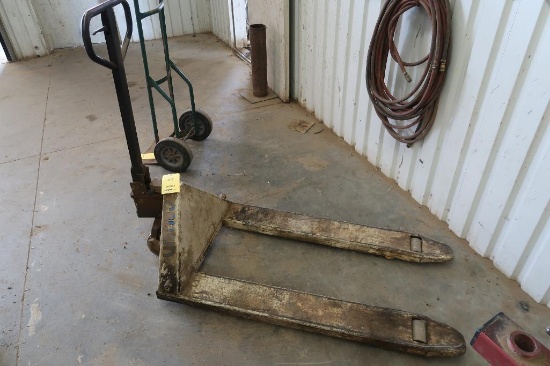 Crown Pallet Jack