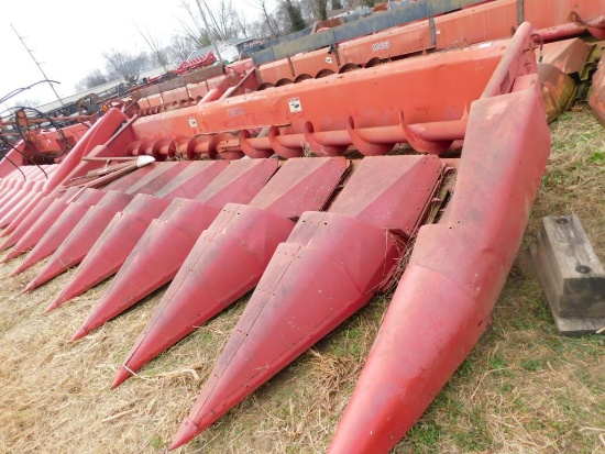 Case-IH Corn Head Model 1083, 8-Row 30 in. Spacing