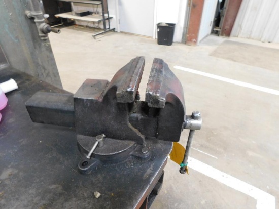 6 in. Jaw Mechanics Vise