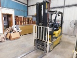 Yale 4000 lb. LP Forklift Model GLC0405VXNUAE094, S/N C809V06881L, Solid Tires, 3-Stage Mast, Side