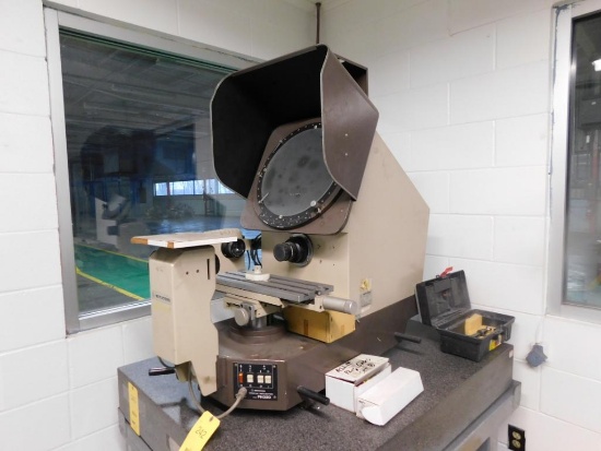 Mitutoyo Profile Projector Model PH350