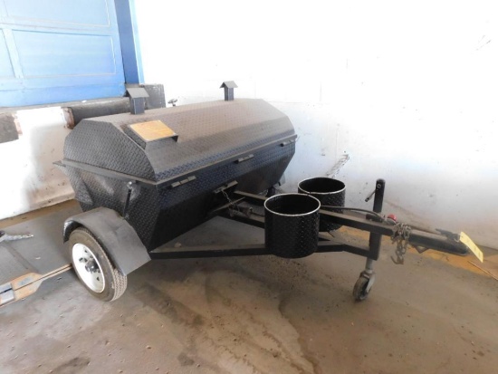 Tow-Behind Single-Axle Charcoal & Propane Grill