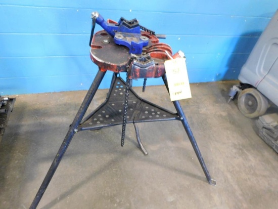 LOT: Ridgid Model 460 Tri-Stand, with Spare Pipe Vise