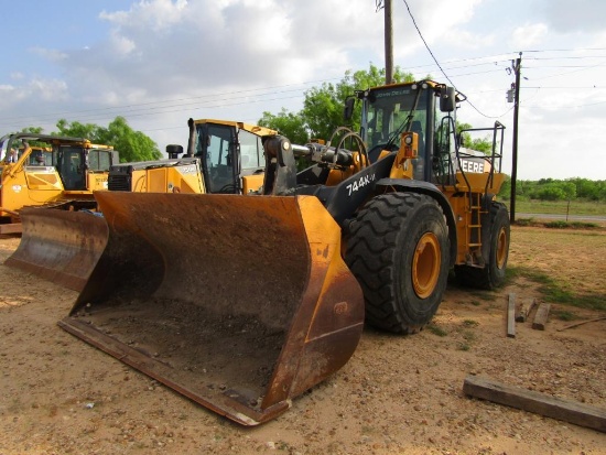 John Deere 744K-11 Wheel Loader, JRB 128 in. W Bucket S/N 1DW749KXHFF67193