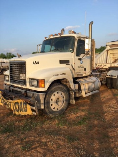 2012 Mack CHU613 Truck Tractor, Maxitorque ES 18 Speed Transmission, Merrit