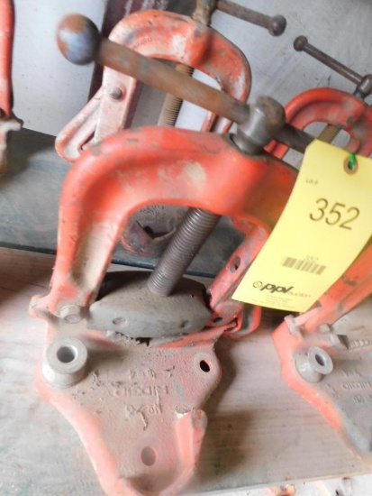 LOT: (2) Ridgid No. 25 Pipe Vises