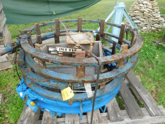 LOT: Lifting Cable, Pipe Roller Slings, Pipe Clamps, Double Row Chain Beveling Clamp