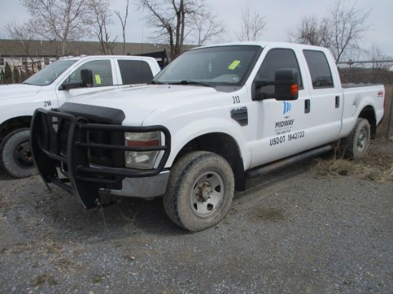 2008 Ford 250 4x4 Supervisor Pick Up Truck, Gasoline Engine, Automatic Transmission, Crew Cab, A/C,