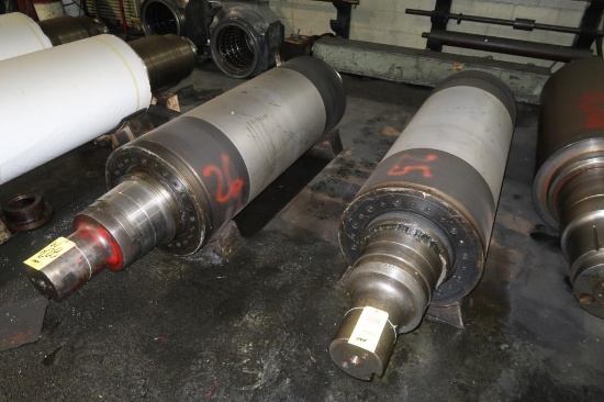LOT: (2) Caster Cores, (4) Chocks