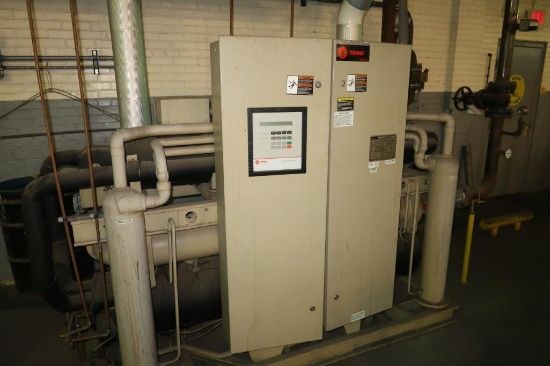 Trane Chiller with (2) Compressors, Digital Controller