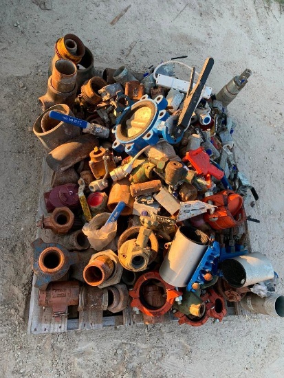LOT: Assorted Weld-on Pipe Fittings, Ball Valves