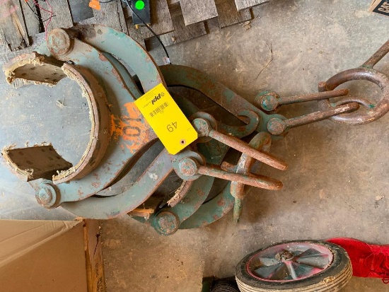 LOT: 10 in. Pipe Clamps