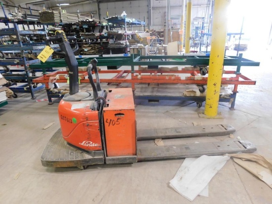 Linde 6000 lb. Electric Walk-Behind/Rider 6 ft. Pallet Truck Model EWR60-02, S/N 2692-2794 (#G07613)