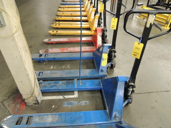 HJ Hydraulic Pallet Truck 5500 lb.Cap. 27 in.