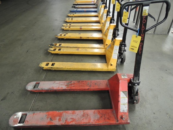 Vestil Hydraulic Pallet Truck 5500 lb.Cap. 27 in.