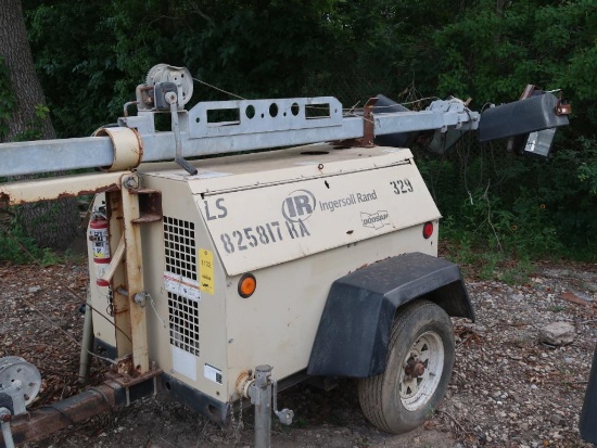 Ingersoll Rand Light Tower, 3-Cylinder Diesel, 8552 hours