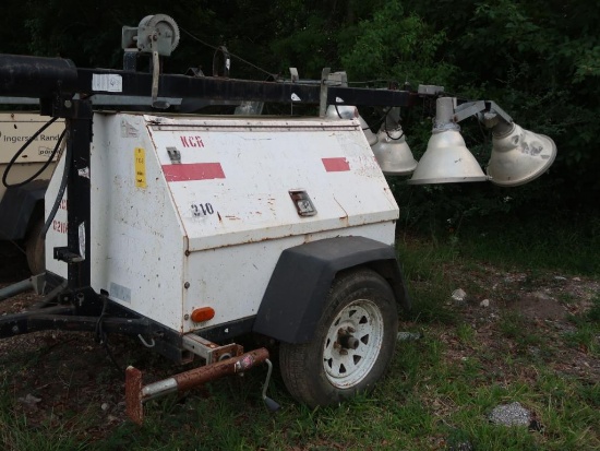 Magnum Light Tower Model 40601, 3-Cylinder Diesel, 2722 hours