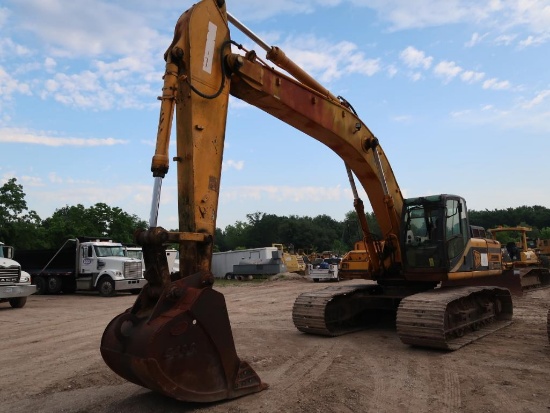 2005 JCB Excavator Model JS330, S/N 3272, 10 ft. 8 in. Stick, 48 in. Bucket, 36 in. Pads, 6615 hours