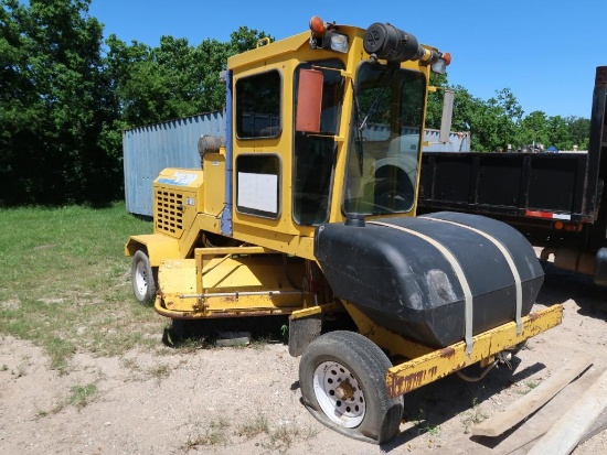 2010 Superior Broom Model DT80J, S/N 810088, 1290 hours (not-in-service, needs injector pump)