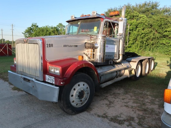 1995 Western Star Triple-Axle Winch Truck Model 4964F, VIN 2WKPDCCH7SK938957, Eaton Transmission,