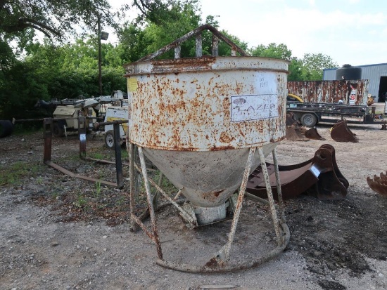 Garbo Equipment 1 cu. yd. (est.) General Purpose Concrete Bucket Model 433-R, with Chute