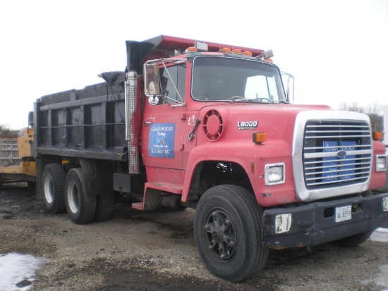 1989 Ford 14 ft. Tandem-Axle Dump Truck Model L8000, VIN 1FDYU82A4KVA36884, Diesel, Manual