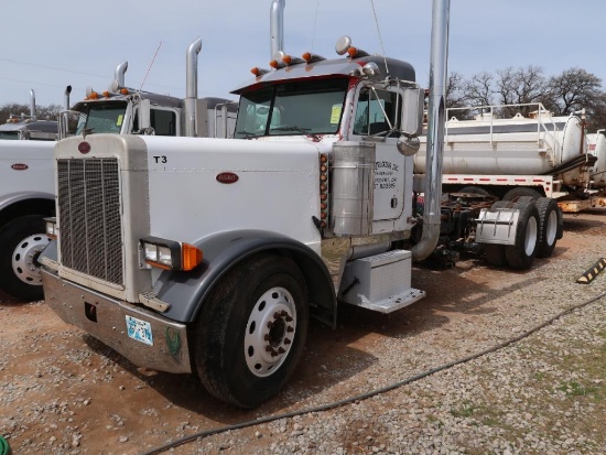 2000 Peterbilt Model 379, Tandem Axle Tractor, Masport Pump, Gear Pump, 13-Speed Trans (est.), VIN: