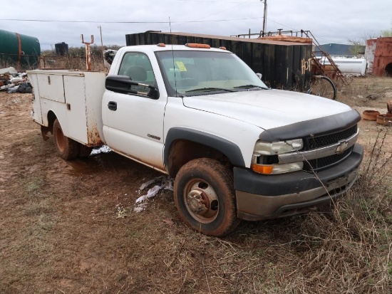 2002 Chevrolet 3500 Silverado, 1 Ton Utility Body, VIN: 1GBJC34U62E282293 (AS IS - NOT IN SERVICE)
