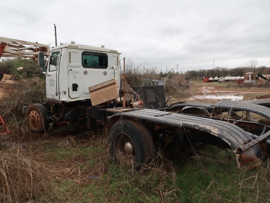 2007 Western Star Model 4900, Tractor, (AS IS - NOT IN SERVICE), VIN: 1XP5D49X05D854311,, Unit T22