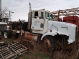 Kenworth Tandem Axle Tractor (AS IS - NOT IN SERVICE - NO TITLE), VIN: S522495