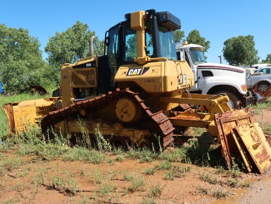 2005 Caterpillar Crawler Tractor Model D6NXL, S/N VLRJR00636, 116 in. Blade, Triple Ripper (needs