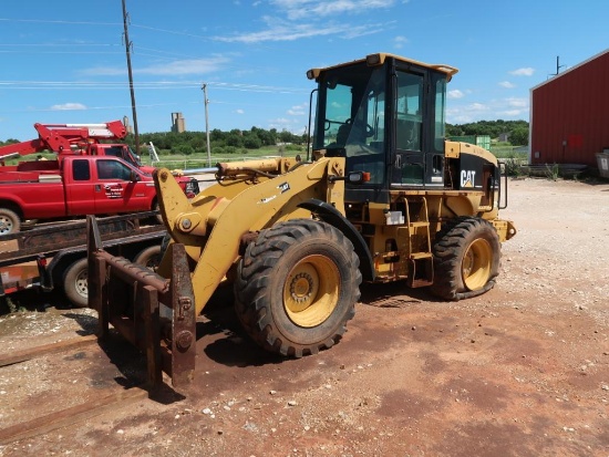 Caterpillar Wheel Loader Model 924 GZ, S/N CAT0924GC6YW00748, 8 ft. Caterpillar Fork (two flat