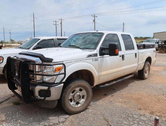 LOT: 2012 Ford 4x4 Crew Cab Pick-up Truck Model F-250 XLT Super Duty, VIN 1FT7W2B67CEA78499, V8 Gas,