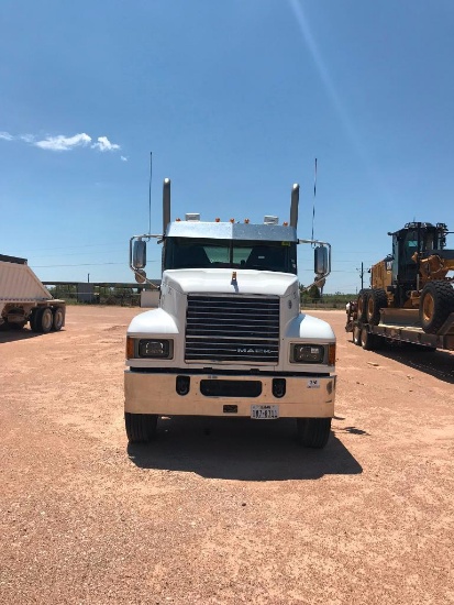 2019 Mack Tandem-Axle Truck Tractor Model P164T, VIN 1M1PN4GY7KM003413, 61,763 miles indicated