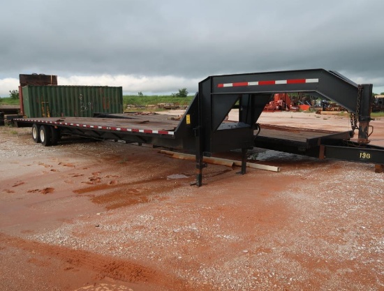 2002 PJ 40 ft. Tandem-Axle Gooseneck Trailer, VIN 4P5GF402X21045441 (#TR-141)