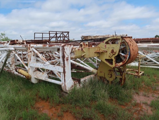 4-Post Derrick