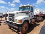 2006 Mack Truck Tractor Model CHN613, VIN 1M1AJ06YX6N005023, Eaton Fuller 13-Speed Transmission