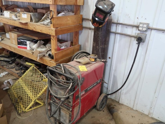 LOT: Lincoln Portable MIG Welder Model 255C (no tanks), Torch Cart with Regulators, Hose, Torch (no