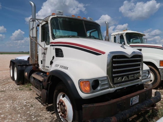 2005 Mack Dual Tandem-Axle Truck Tractor Model CV713, VIN 1M2AG11Y95M015506, Eaton 13-Speed