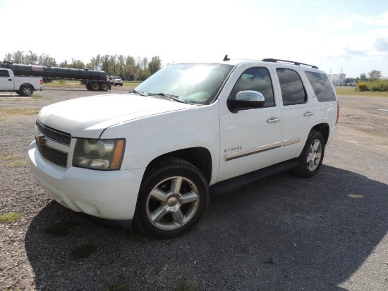 2008 Chevrolet Tahoe LTZ, 4x4, Sunroof, Vin # 1GNFK13018J218743, (AT-007) (LOCATED IN VAN BUREN,